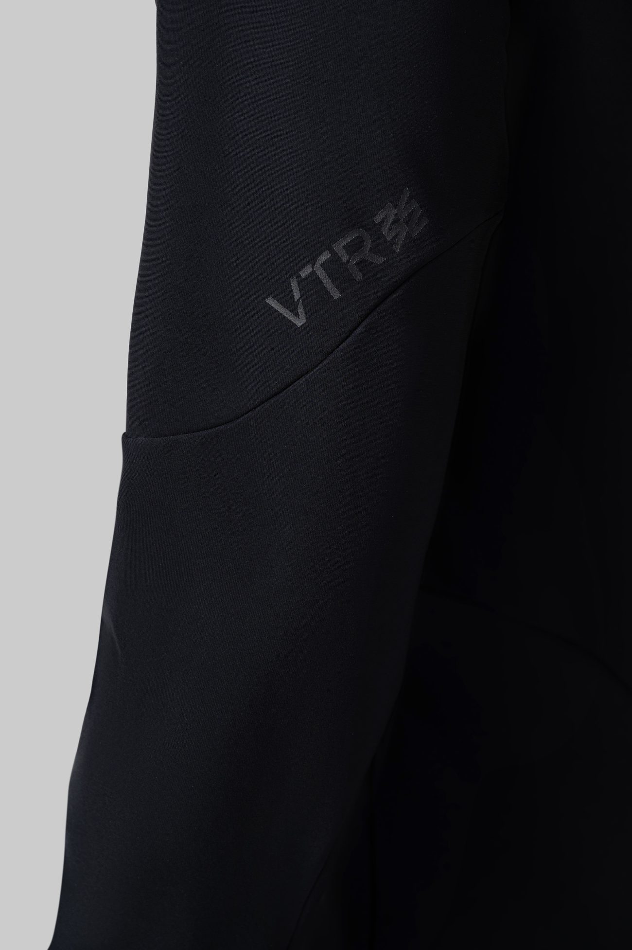 Мужской Беговой Утеплённый Лонгслив Practice Black