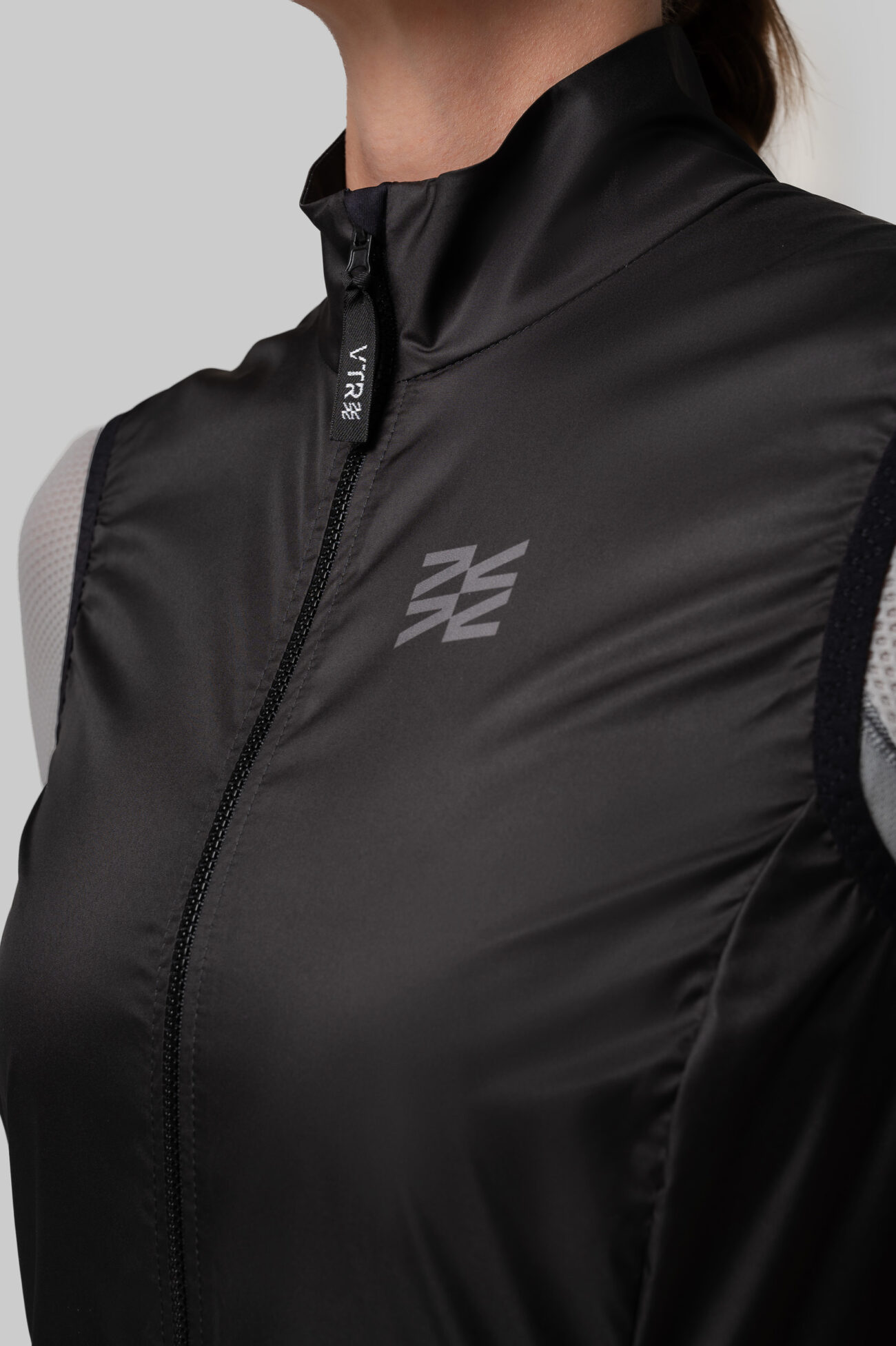 Женская Ветрозащитная Жилетка Evolve Black