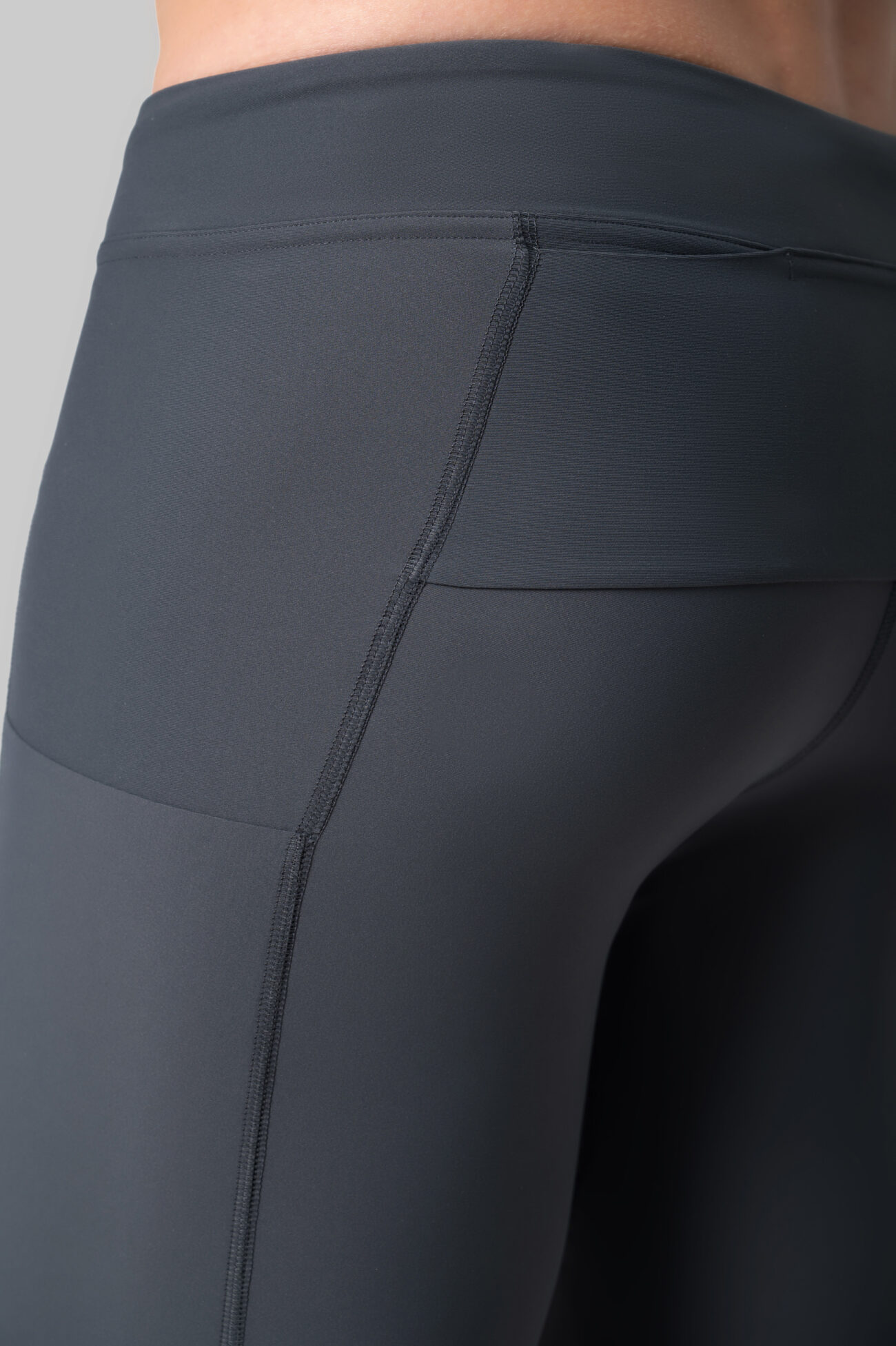 Мужские Беговые Халф-тайтсы Performance Graphite 2025