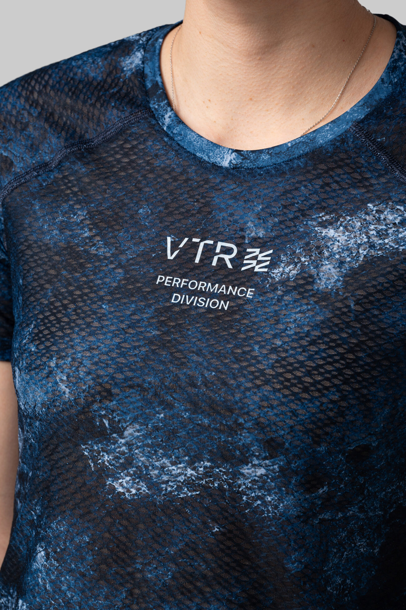 Женская Беговая Футболка Реглан Shadow Flow