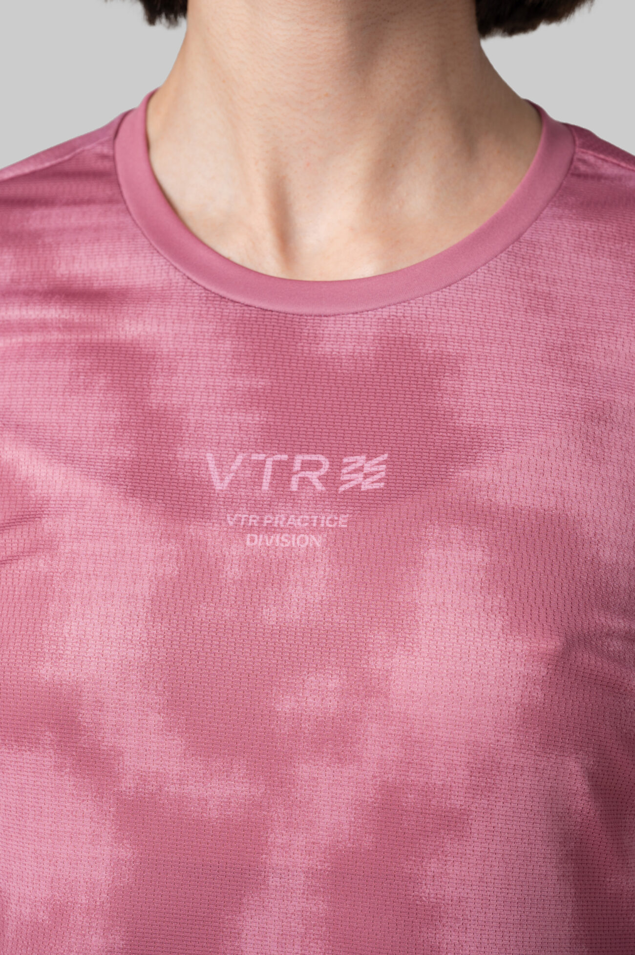 Женская Беговая Футболка Practice Camo Mist