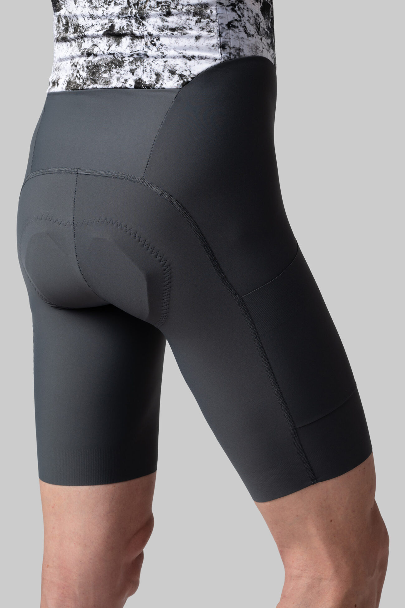 Мужской Роадсьют Progress Cloudstrike Карго