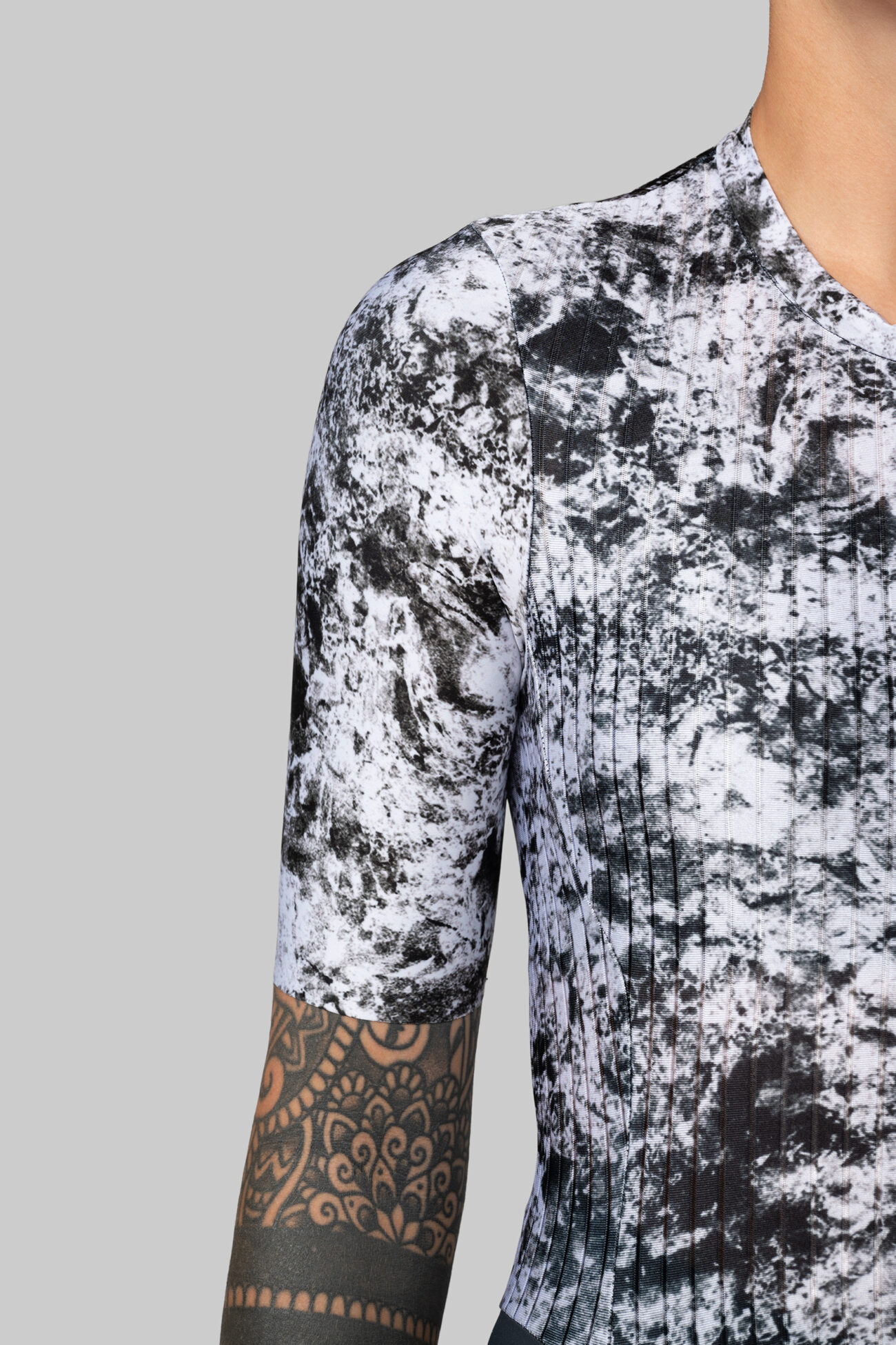 Женский Роадсьют Progress Cloudstrike Карго