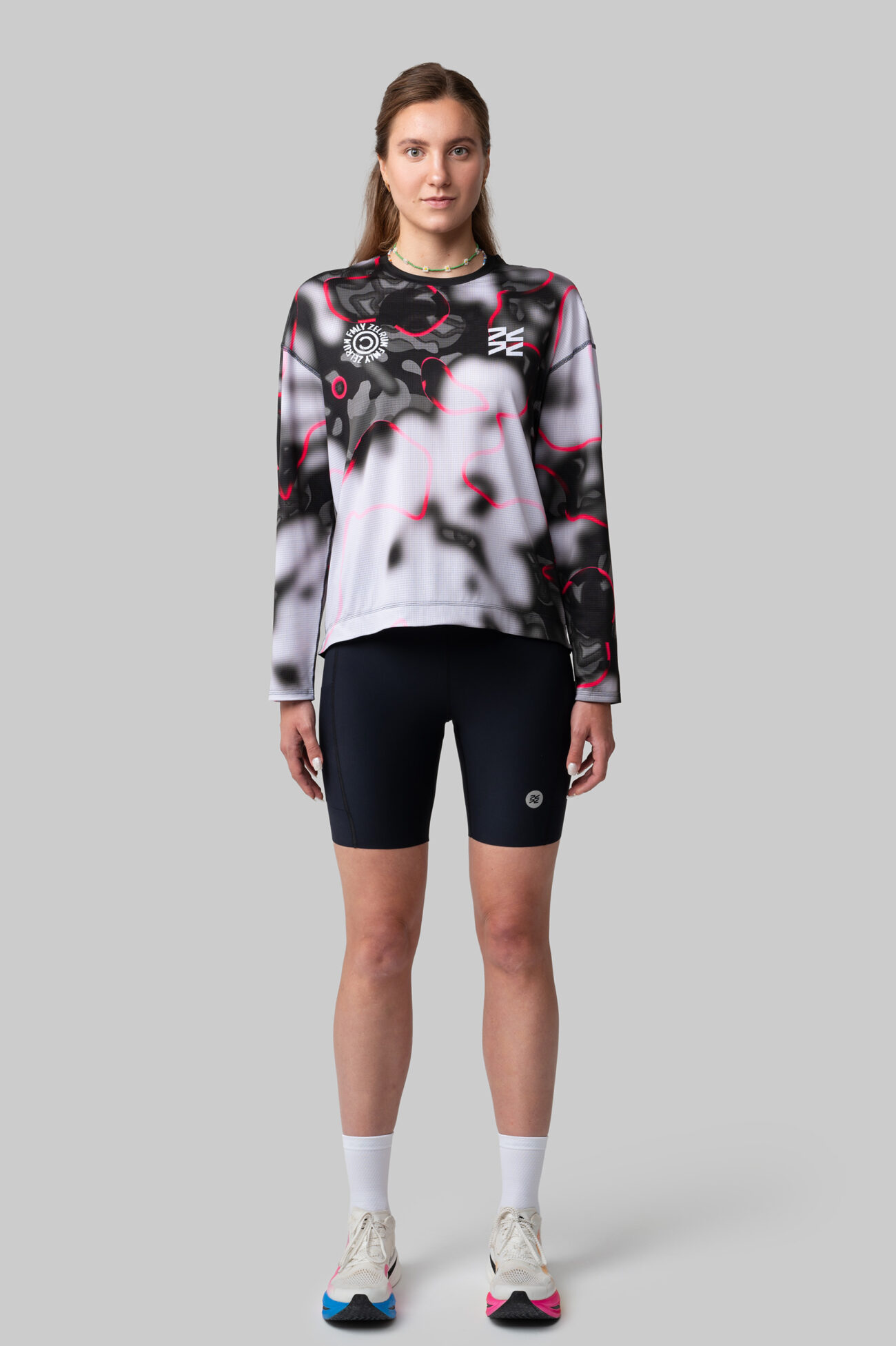 Женский Лонгслив Escape ZELRUN VARENYE CHERNIKA