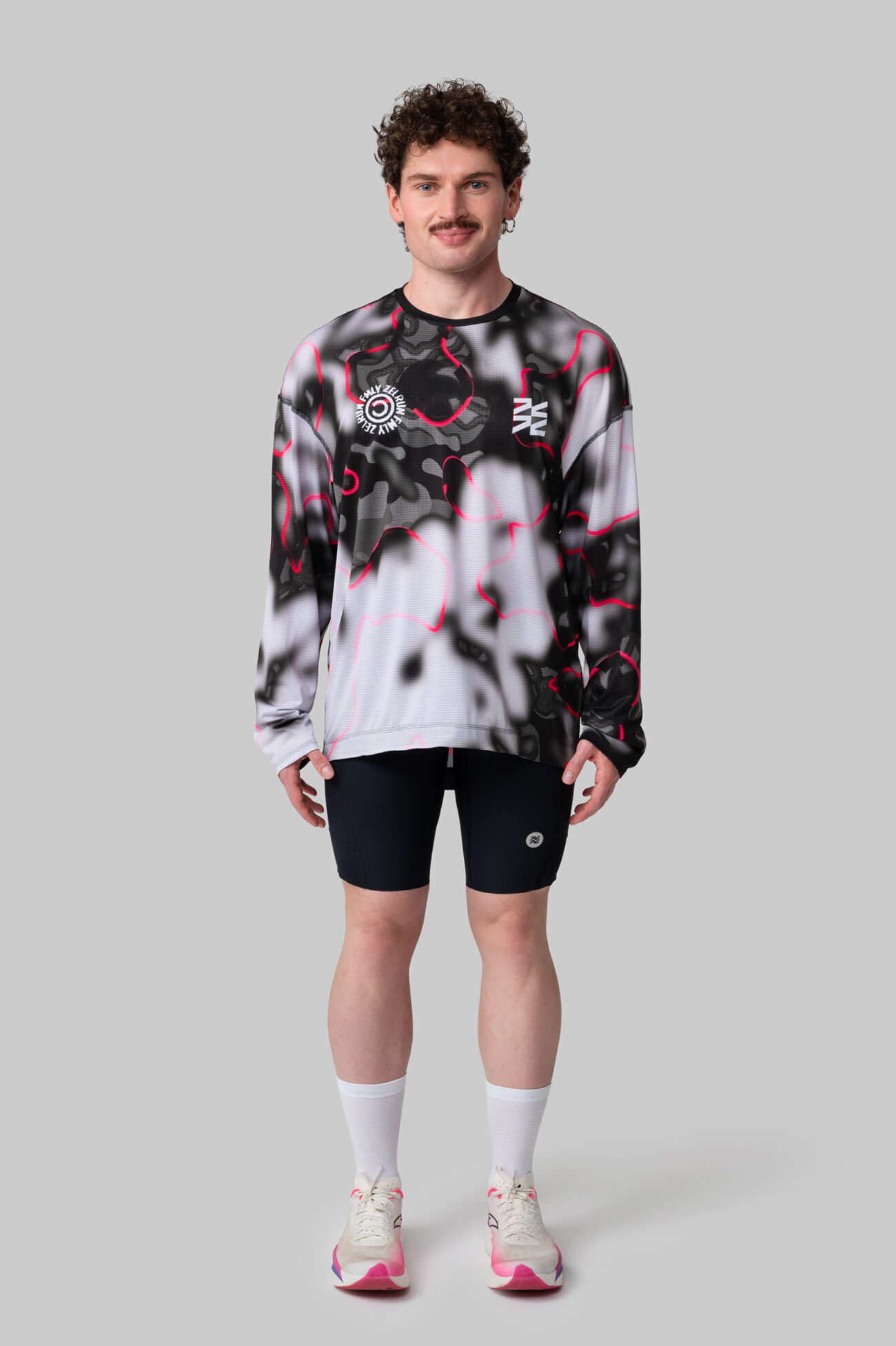 Мужской Лонгслив Escape ZELRUN VARENYE CHERNIKA