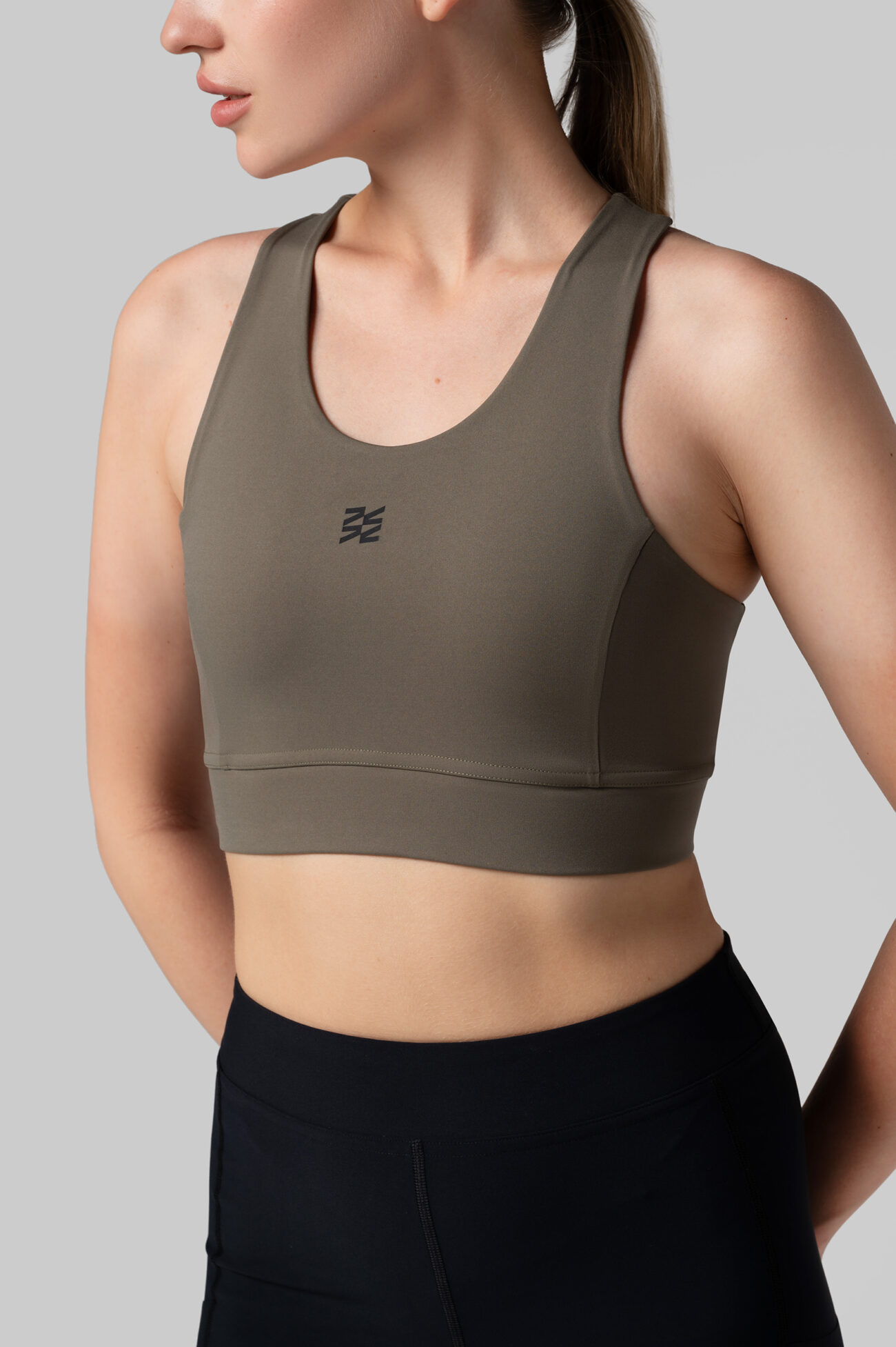 Топ спортивный Tealeaf