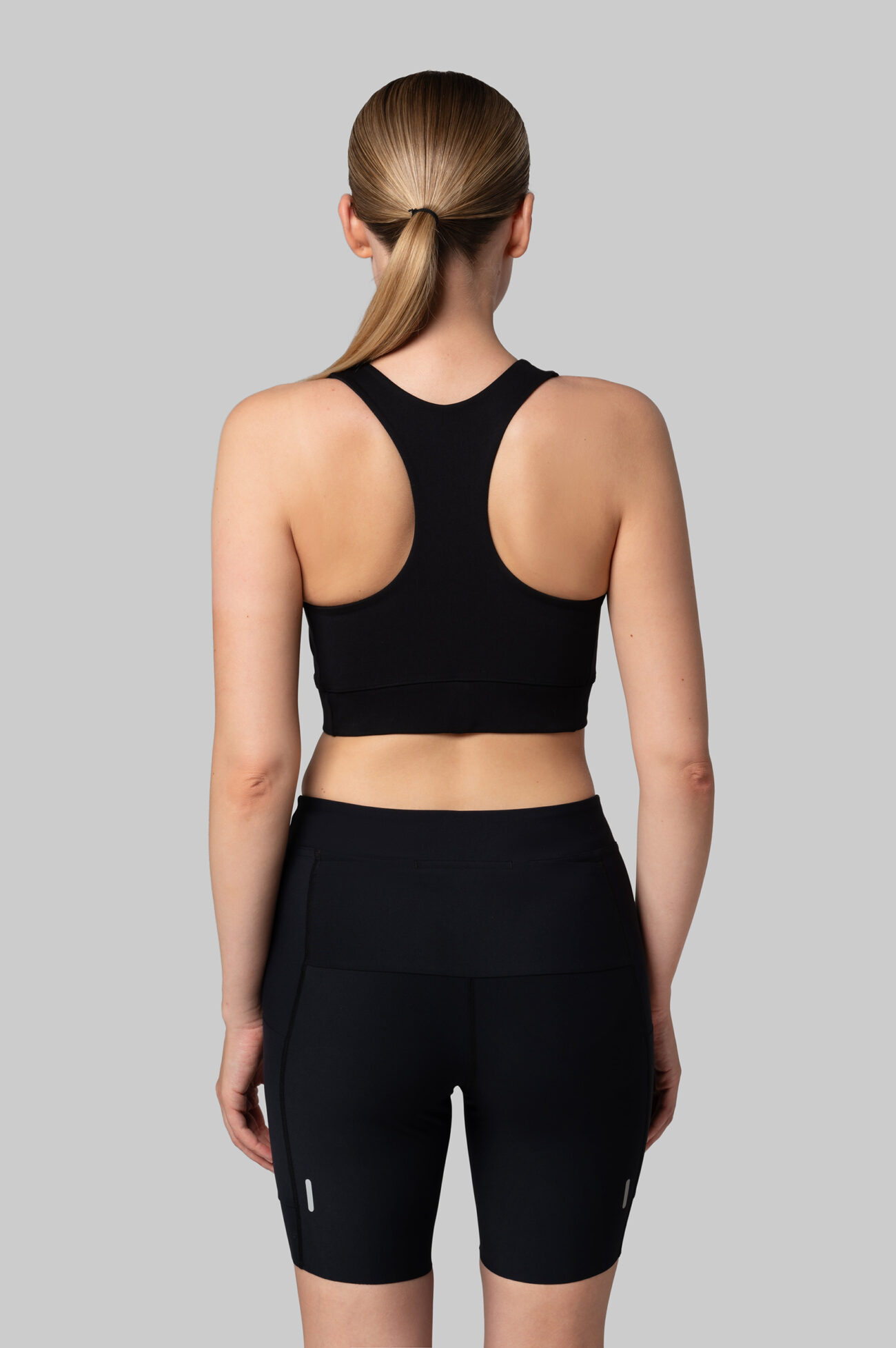 Топ спортивный Black