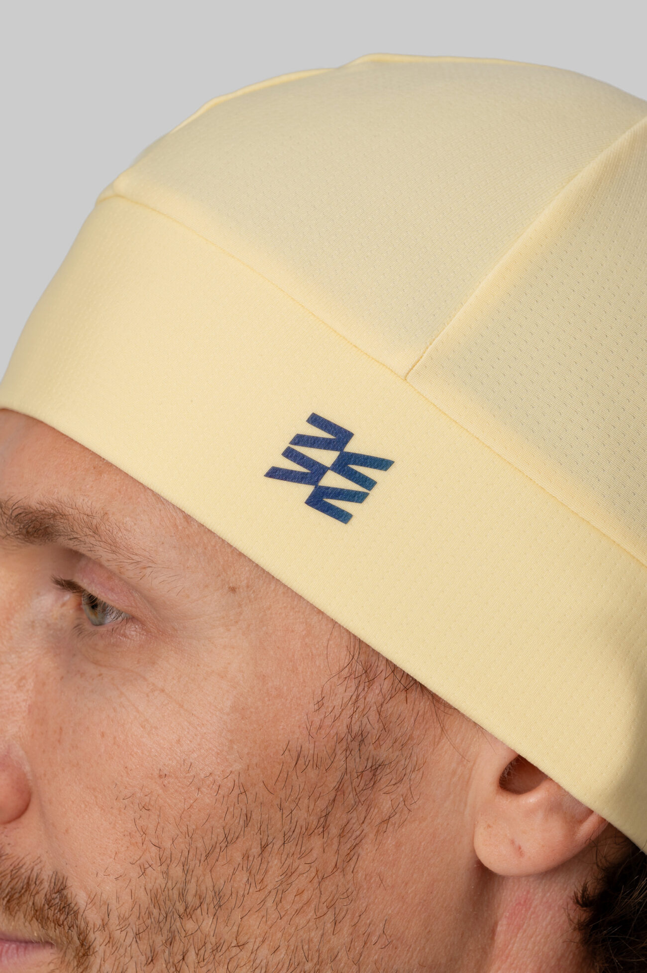 Шапка Беговая Зимняя VTR Sunlight