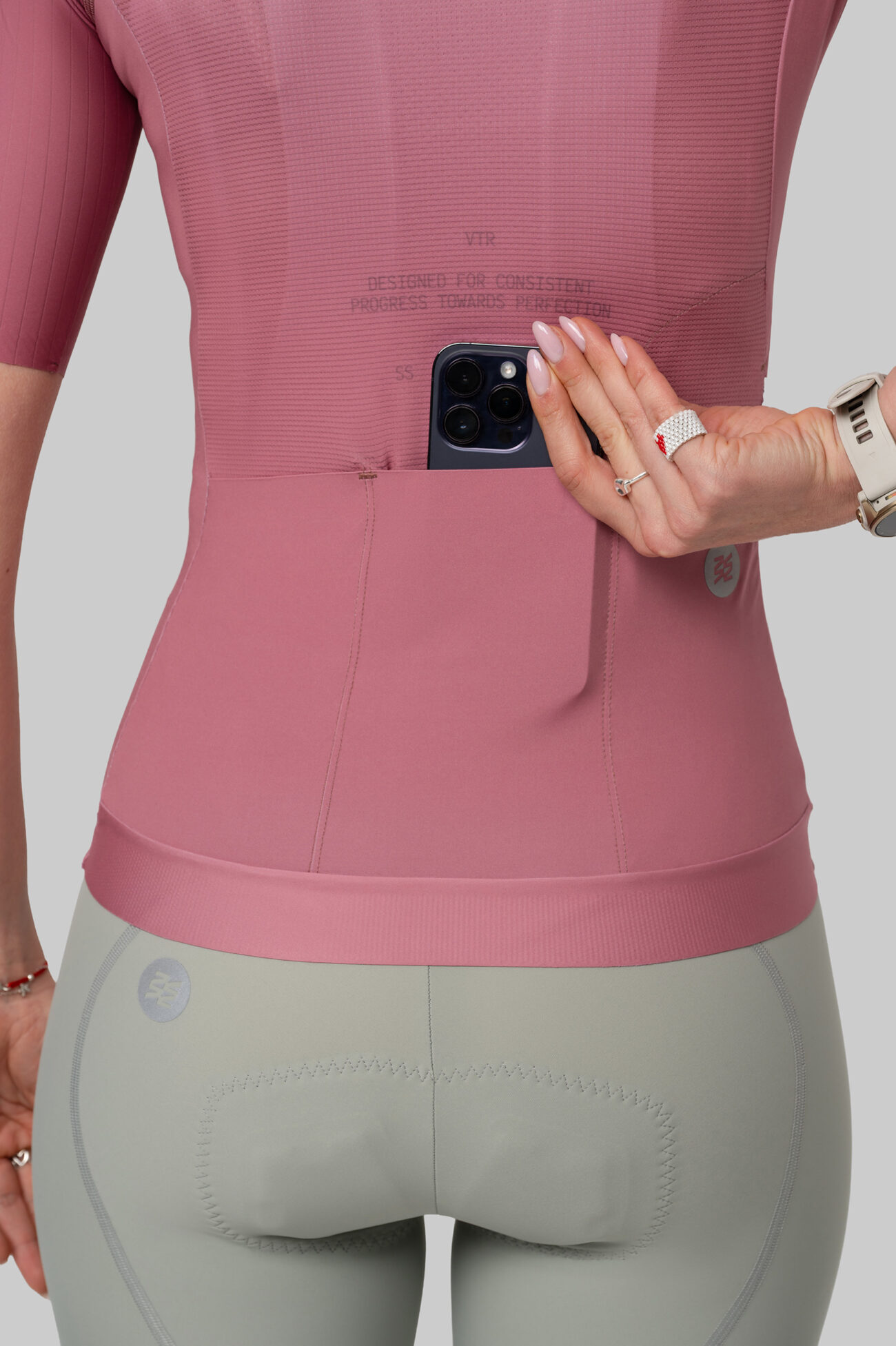 Женская Джерси Progress Rosave