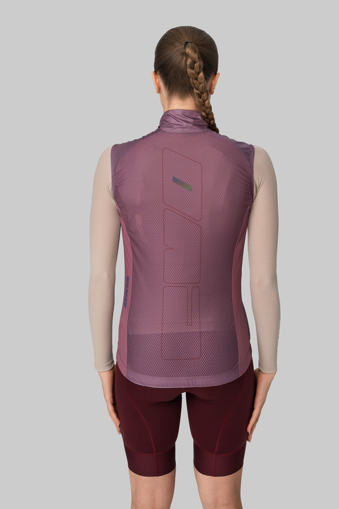 Жилетка ветрозащитная ЭВОЛВ (EVOLVE) Баклажан женская